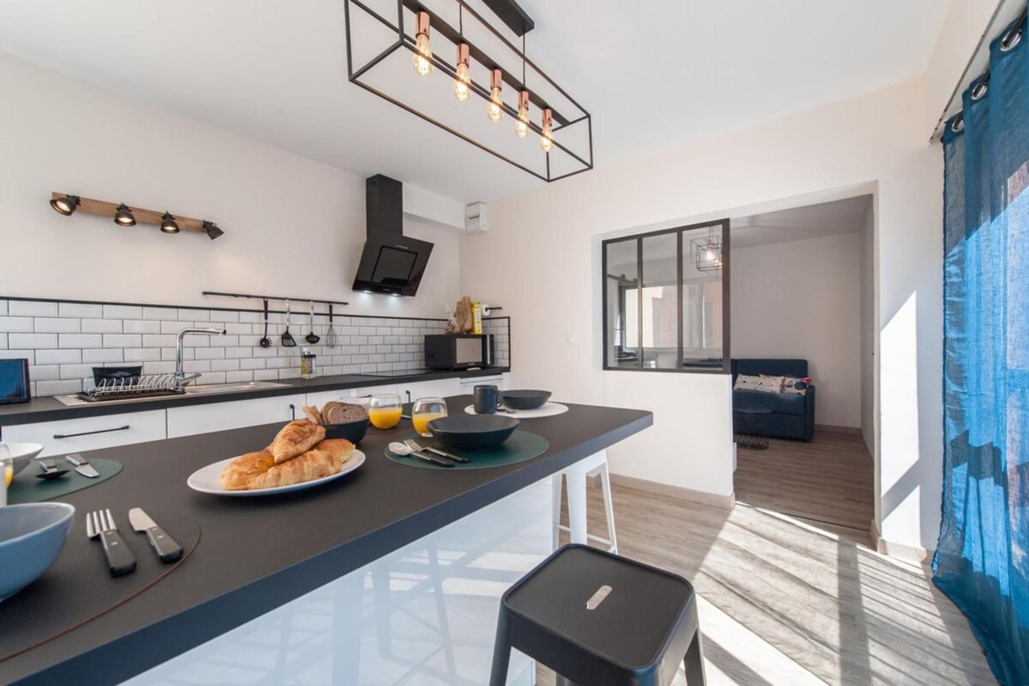 Апартаменты Cosy La Baie Des Anges - Plage La Ciotat - Classe 3 Etoiles Экстерьер фото