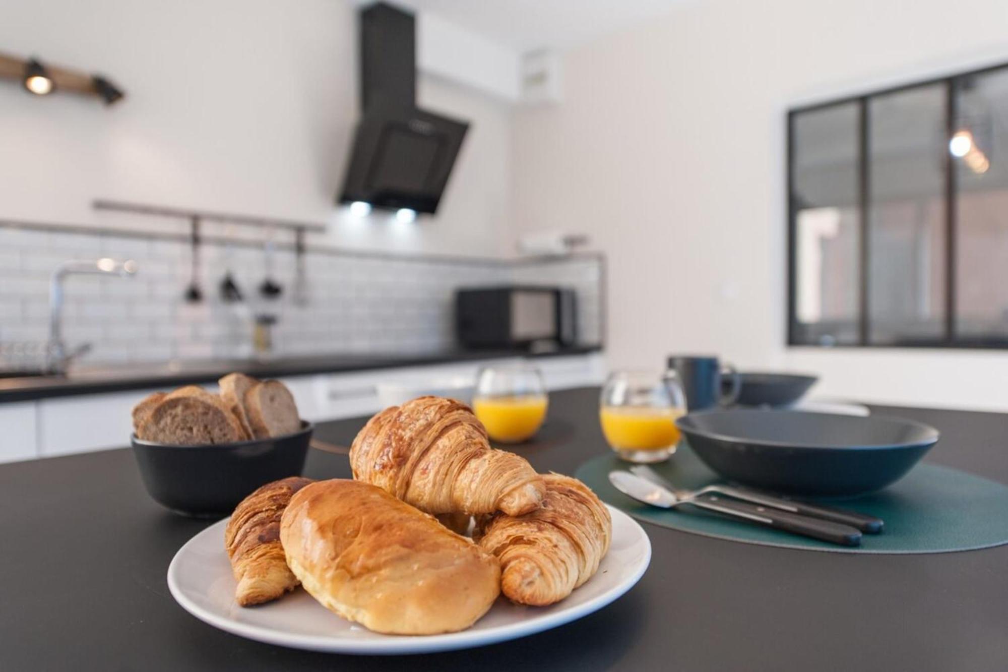 Апартаменты Cosy La Baie Des Anges - Plage La Ciotat - Classe 3 Etoiles Экстерьер фото
