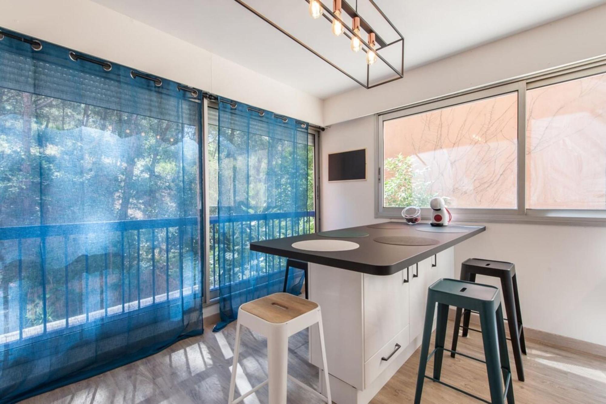 Апартаменты Cosy La Baie Des Anges - Plage La Ciotat - Classe 3 Etoiles Экстерьер фото