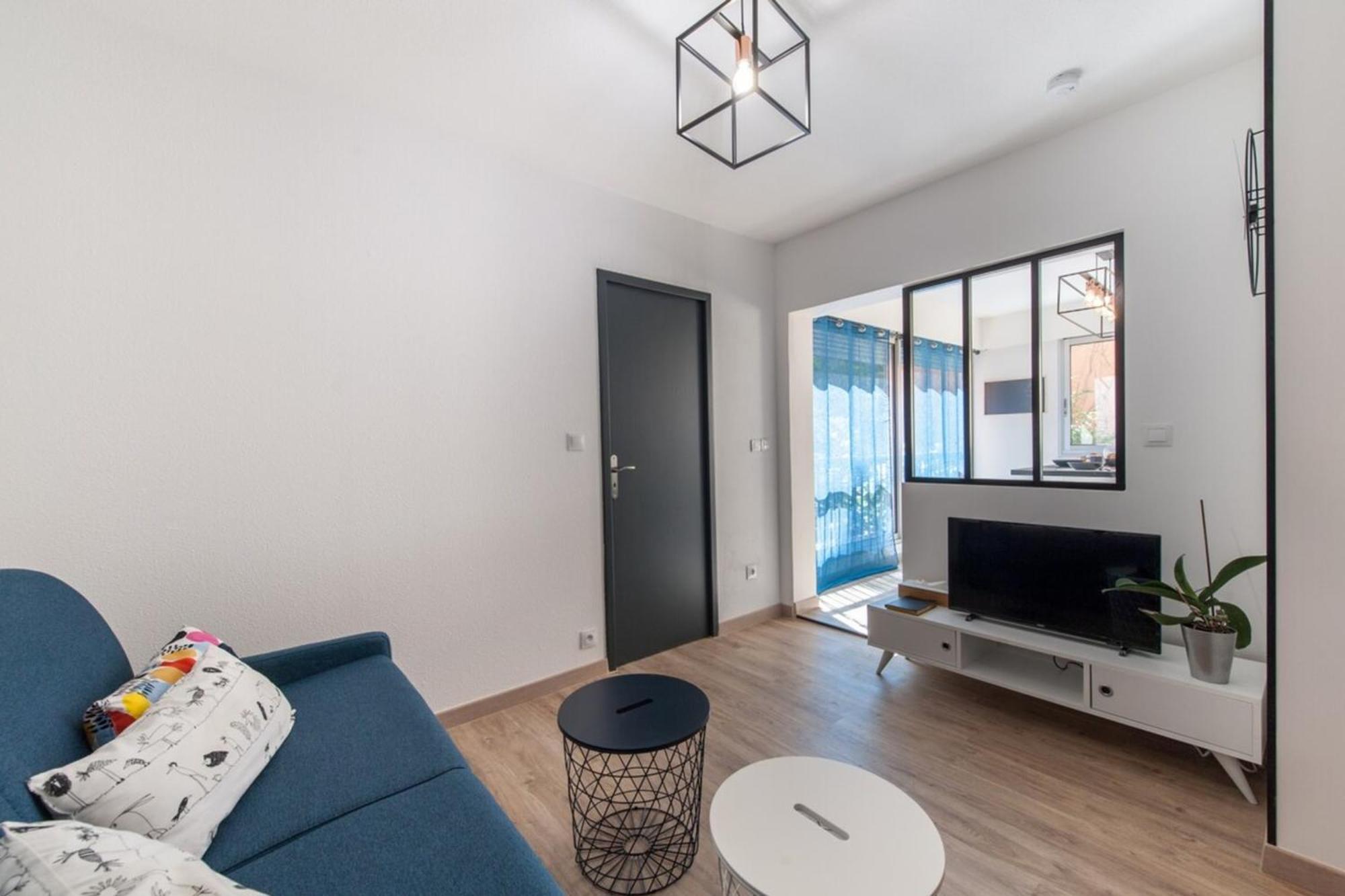 Апартаменты Cosy La Baie Des Anges - Plage La Ciotat - Classe 3 Etoiles Экстерьер фото